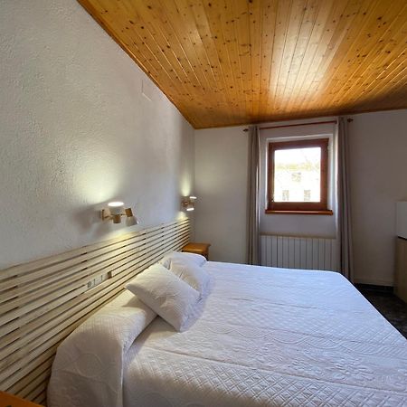Hotel Rural Cal Amadeu Vilanova d'Escornalbou Exterior foto
